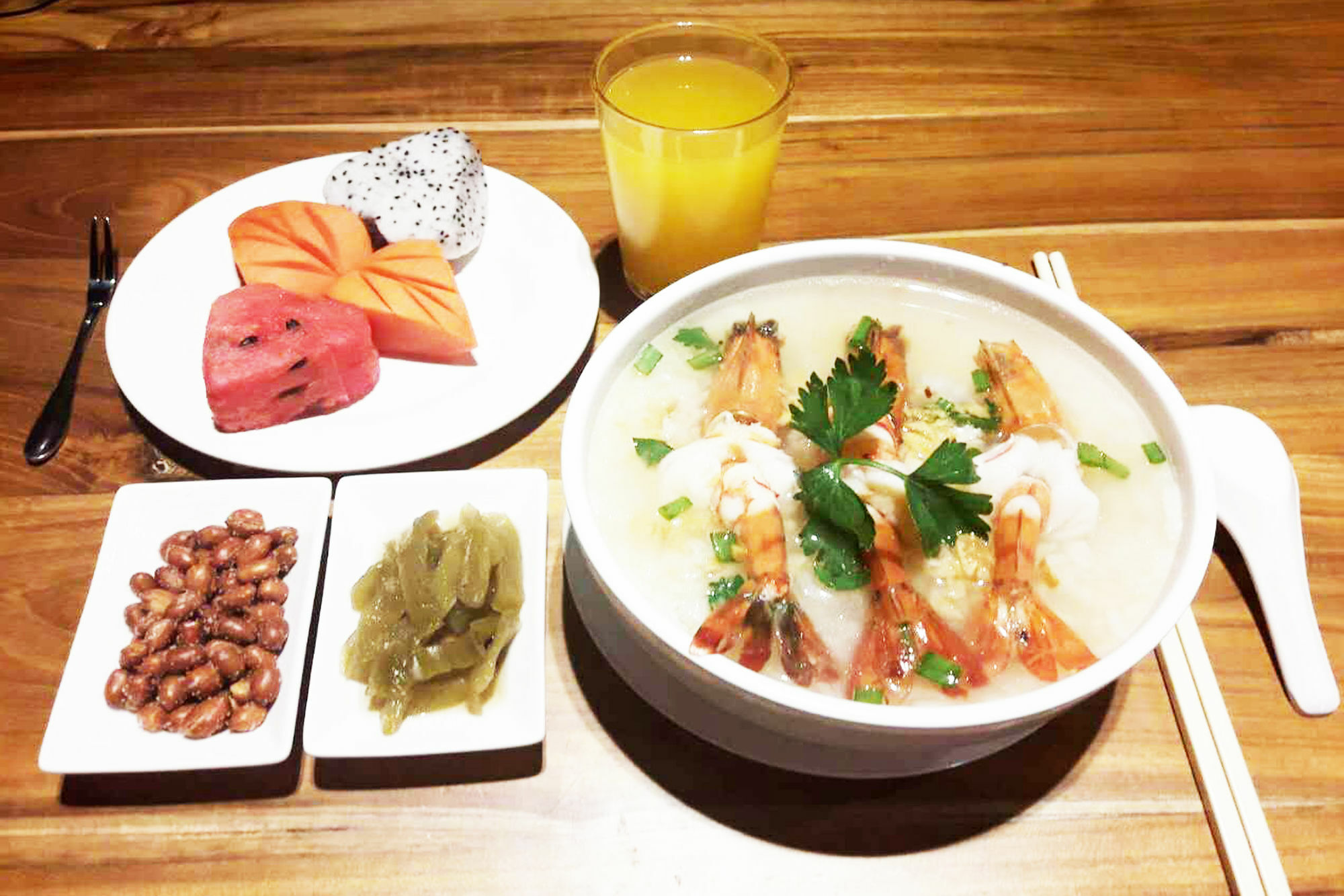 Yazhou Foryou Hotel Phnompen Kültér fotó