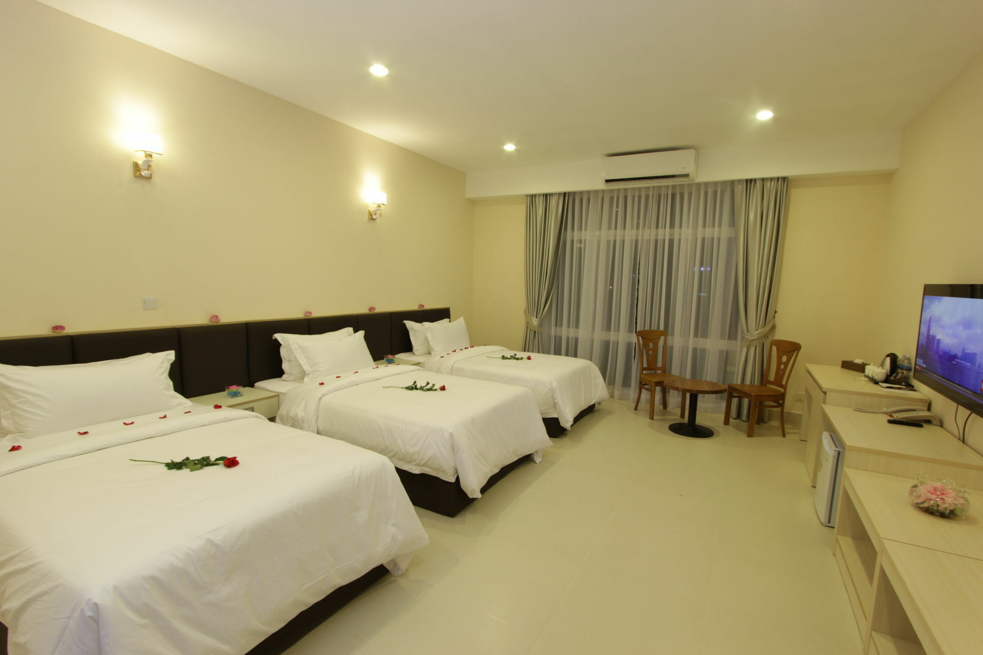 Yazhou Foryou Hotel Phnompen Kültér fotó